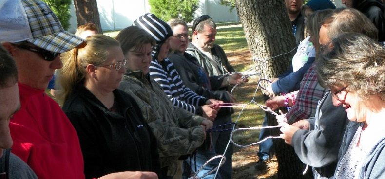 Outdoor Skills Classes knot tying